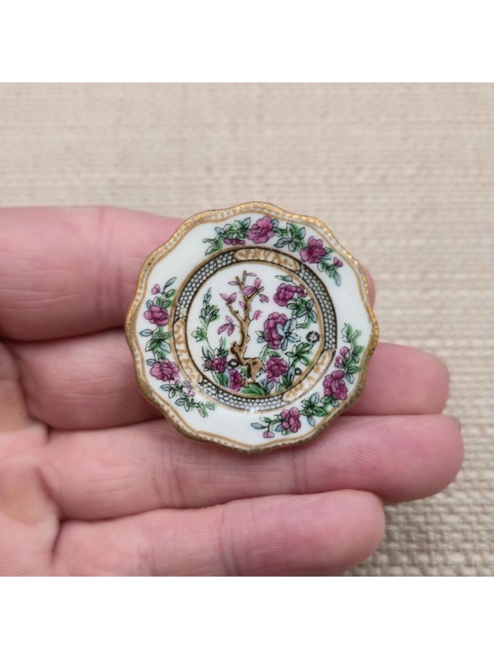 Vintage Coalport England Indian Tree Miniature Porcelain Plate Brooch Pin A8634